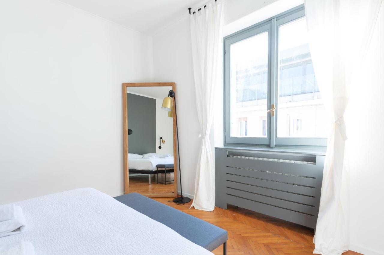 Sant'Ambrogio Bright And Stylish Flat Apartment Milan Bagian luar foto