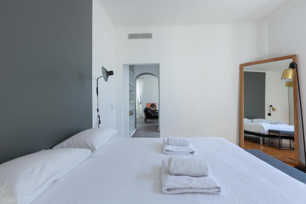Sant'Ambrogio Bright And Stylish Flat Apartment Milan Bagian luar foto